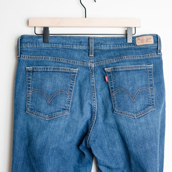 Levi's 505 Jeans Womens 32 x 32 Straight Leg Medium Wash - Picture 5 of 12